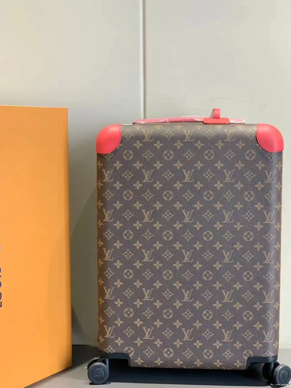 CUSTOM MACASSAR 37L HORIZON 55 CABIN CANVAS SUITCASE 0517